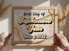 PRINTABLE First Day Of Sophomore Year Sign Retro Class Of 2028, Back To School Sign, 1st Day Photo Prop