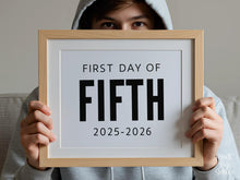 Bold First Day Of Fifth Grade Sign PRINTABLE 5th Grade Minimalist Back To School Sign, Photo Prop Simple, Modern Clean Classic