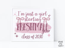Girl First Day Of Freshman Year Sign, PRINTABLE Back To School Sign Cute Coquette Bow Pink Y2K Photo Prop Balletcore Aesthetic Class Of 2029