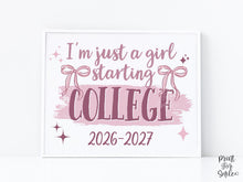 Girl First Day Of College Sign PRINTABLE, Back To School Sign, Cute Coquette Bow Pink Y2K Photo Prop, Balletcore Aesthetic
