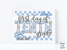First Day Of 10th Grade Sign Toile PRINTABLE, Tenth Grade Sign, Gingham School Sign, Photo Prop, Daisy Cute Elegant Coquette Whimsical