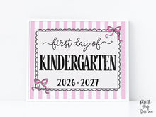 Pink First Day Of Kindergarten Sign Coquette PRINTABLE, Girl Back To School Sign, 1st Day Photo Prop, Cute Bow, Instant Download
