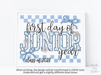 First Day Of Junior Year Sign Toile PRINTABLE, 11th Grade Sign Gingham School Sign Photo Prop Daisy Cute Coquette Whimsical Class Of 2027