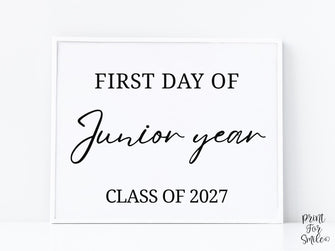 Modern First Day Of Junior Year Sign PRINTABLE 11th Grade Minimalist Back To School Sign, Photo Prop Simple Script, Class Of 2027