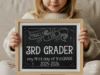 First Day Of Third Grade Sign, 3rd Grade Sign, Back To School Sign Chalkboard PRINTABLE