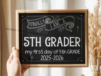 First Day Of Fifth Grade Sign, 5th Grade Sign, Chalkboard PRINTABLE School Sign, Instant Download, Back To School Photo Prop