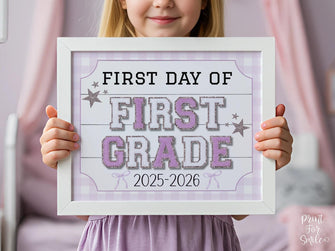 Glitter First Day Of First Grade Sign PRINTABLE, 1st Grade Back To School Sign, Whimsical Bold Modern Elegant Girl Photo Prop