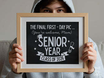 Last First Day Of High School Sign Senior Year Sign PRINTABLE 12th Grade Sign Class Of 2026 Chalkboard Photo Prop Bold Simple Modern For Mom